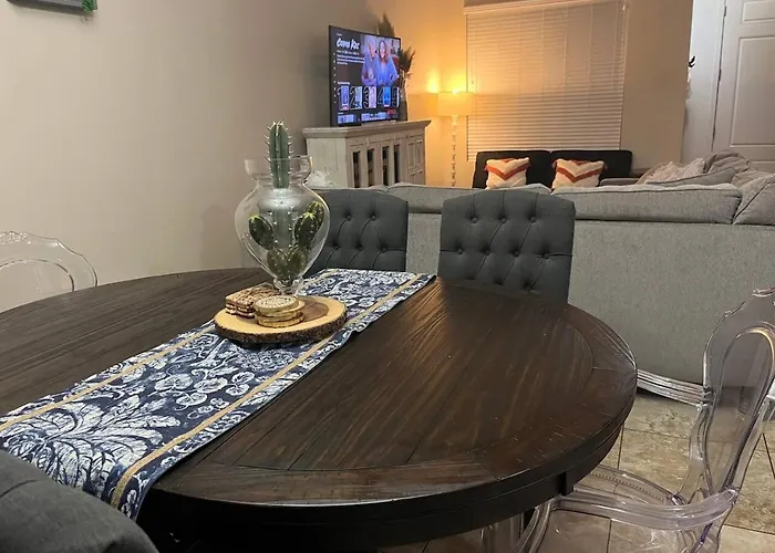 Haven Retreat Near Downtown &attractions Holiday home Phoenix